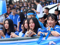 [ẢNH] THPT Lê Văn Thiêm, dù thế nào cổ động viên vẫn luôn ở bên các bạn!