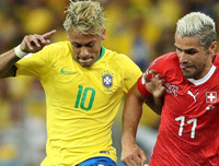 [ẢNH] Ronaldo thăng hoa, Messi, Salah và Neymar đều 