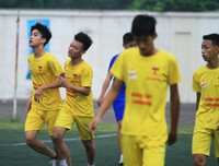 Chùm ảnh loạt trận khép lại vòng đấu bảng sáng 12-11