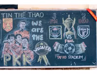 [ẢNH] Lễ xuất quân rộn ràng, rực rỡ sắc màu của thầy trò trường Phùng Khắc Khoan