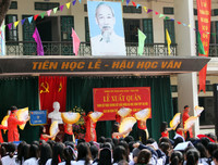 [ẢNH] Lễ xuất quân rộn ràng, rực rỡ sắc màu của thầy trò trường Phùng Khắc Khoan