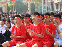 [ẢNH] Lễ xuất quân rộn ràng, rực rỡ sắc màu của thầy trò trường Phùng Khắc Khoan