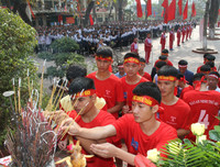 [ẢNH] Lễ xuất quân rộn ràng, rực rỡ sắc màu của thầy trò trường Phùng Khắc Khoan