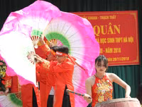 [ẢNH] Lễ xuất quân rộn ràng, rực rỡ sắc màu của thầy trò trường Phùng Khắc Khoan