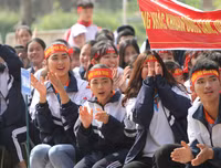 [ẢNH] Lễ xuất quân rộn ràng, rực rỡ sắc màu của thầy trò trường Phùng Khắc Khoan