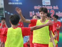 [ẢNH] THPT Ngô Sỹ Liên gây sốt khi hạ thuyết phục THPT Chu Văn An