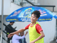 [ẢNH] THPT Ngô Sỹ Liên gây sốt khi hạ thuyết phục THPT Chu Văn An