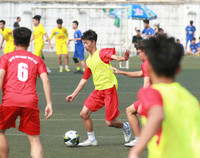 [ẢNH] THPT Ngô Sỹ Liên gây sốt khi hạ thuyết phục THPT Chu Văn An