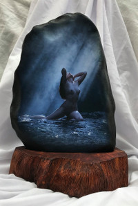 [Ảnh] Độc đáo loạt tranh khỏa thân của Thái Phiên in lên đá