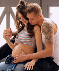 [ẢNH] Cô vợ xinh lung linh của tuyển thủ Nga 