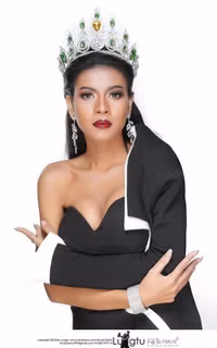 Nhan sắc thiên thần của Hoa hậu xấu số, qua đời chỉ sau 4 ngày đăng quang