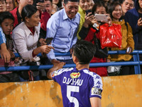 [ẢNH] Monchengladbach, CLB muốn mua Đoàn Văn Hậu từng sản sinh ra những ngôi sao nào?