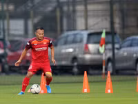 [ẢNH] Đoàn Văn Hậu và Trọng Hoàng tập riêng, phát tín hiệu lạc quan với thầy Park