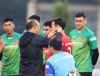 [ẢNH] Từ Thái Lan trở về, Đặng Văn Lâm phấn khích tập cùng ĐT Việt Nam
