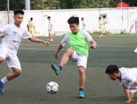 [ẢNH] Nhận 2 thẻ đỏ, THPT Vinschool đánh rơi chiến thắng