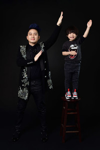 Những hình ảnh hiếm hoi về cậu con trai 4 tuổi của Tùng Dương