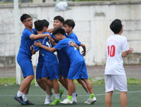 [ẢNH] ĐKVĐ THPT Trương Định bị chặn bước tiến