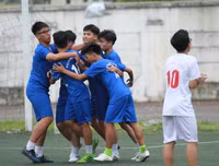 [ẢNH] ĐKVĐ THPT Trương Định bị chặn bước tiến
