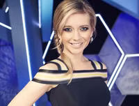 [ẢNH] Nữ MC truyền hình hứa 