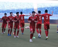 [ẢNH] HLV Park vui vẻ gặp lại thầy cũ Guus Hiddink, sẵn sàng đấu U22 Trung Quốc