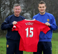 [ẢNH] 50 thương vụ xuất sắc nhất lịch sử Premier League (P2): Ronaldo xếp thứ 8, vậy ai là số 1?