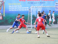 [ẢNH] 4 nhà cựu vô địch đã chơi thế nào trong trận ra quân?