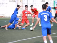 [ẢNH] 4 nhà cựu vô địch đã chơi thế nào trong trận ra quân?