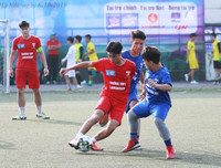 [ẢNH] 4 nhà cựu vô địch đã chơi thế nào trong trận ra quân?