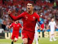 [ẢNH] Ronaldo thăng hoa, Messi, Salah và Neymar đều 