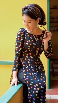 NSƯT Mỹ Uyên hóa thân thành 