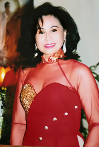 Ngỡ ngàng trước đẹp thời trẻ của nữ danh ca Thanh Tuyền