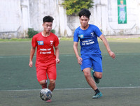 [ẢNH] Vào chung kết, CĐV vỡ òa sung sướng, cầu thủ THPT Lê Văn Thiêm bật khóc