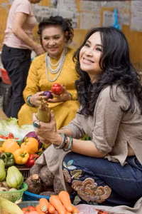 Bộ ảnh 3 thế hệ của gia đình Diva Thanh Lam