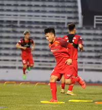 [ẢNH] Công Phượng buồn thiu tập cùng ĐT Việt Nam trên đất Thái Lan