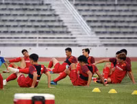 [ẢNH] Công Phượng buồn thiu tập cùng ĐT Việt Nam trên đất Thái Lan