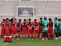 [ẢNH] Công Phượng buồn thiu tập cùng ĐT Việt Nam trên đất Thái Lan