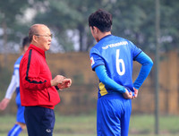 [ẢNH] Công Phượng khoe kiểu tóc xù, hứng khởi cùng đồng đội tập luyện