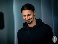 [ẢNH] Toàn cảnh màn trở lại gây sốt của Ibrahimovic với AC Milan