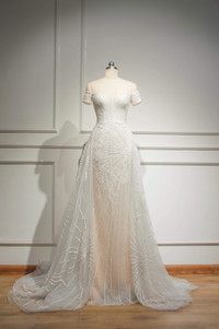 Ngắm chiếc váy sẽ được Tiểu Vy mặc trong đêm chung kết 