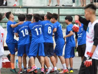 [ẢNH] Những khoảnh khắc ấn tượng loạt trận chiều 13-10