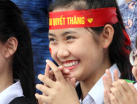 Sắc thái cảm xúc đáng yêu của nữ sinh Hà Nội khi xem penalty