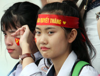 Sắc thái cảm xúc đáng yêu của nữ sinh Hà Nội khi xem penalty