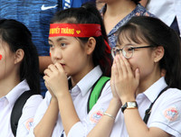 Sắc thái cảm xúc đáng yêu của nữ sinh Hà Nội khi xem penalty