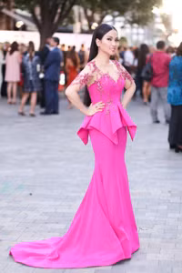 Hà Phương lộng lẫy sánh vai với dàn sao Hollywood