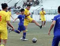 [Ảnh] Quyết liệt cuộc đua vé đi tiếp của 32 đội bóng trong lượt trận chiều 1-11