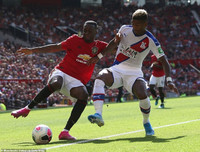 [ẢNH] Hàng thủ M.U trải qua ngày tệ hại thế nào trước Crystal Palace?