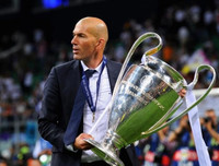 [ẢNH] Zidane ăn mặc cực chất trong ngày 