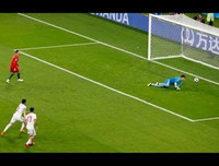 [ẢNH] Trượt 11m và đánh nguội, Ronaldo chơi trận xấu xí nhất của mình ở World Cup như thế nào?