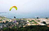[Ảnh] Ngắm đảo Lý Sơn từ... những cánh dù lượn
