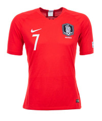 [ẢNH] Ngắm toàn bộ áo đấu chính thức của 32 đội tuyển dự World Cup 2018